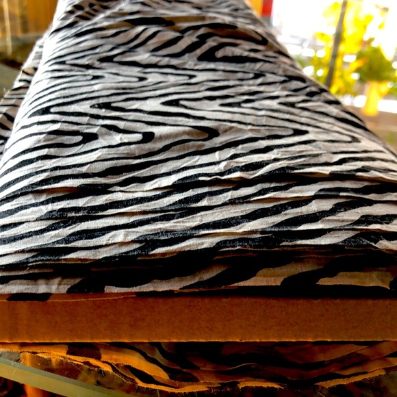 7 uncut yards lot bolt zebra black khaki fabric cotton blend apparel fabric 56 W - Picture 2 of 6